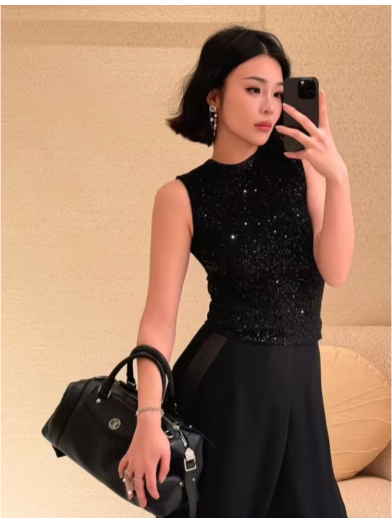 Exclusive Limited Edition Louis Vuitton LV25 Spring/Summer Sequin Wool Knit Tank Top