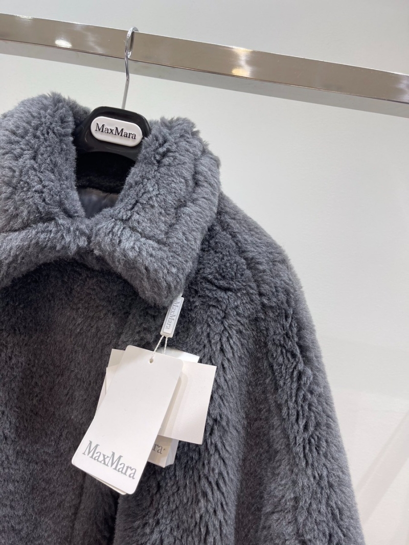MaxMara Teddy Bear Winter Cape. Teal