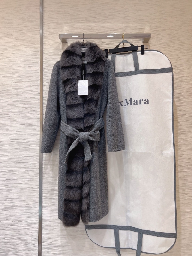 Max Mara Handmade Wool Blend with Fox Fur. Deep Grey