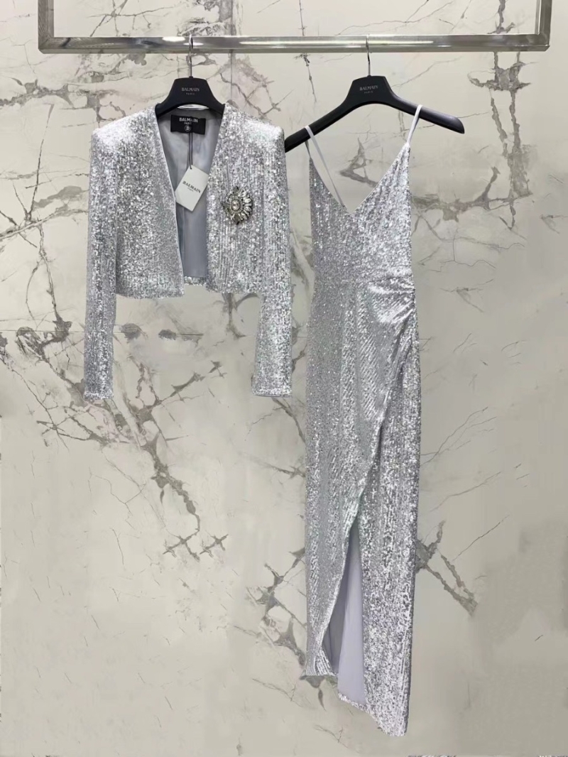 BALMAIN 2023 Sequined Cropped Jacket silver