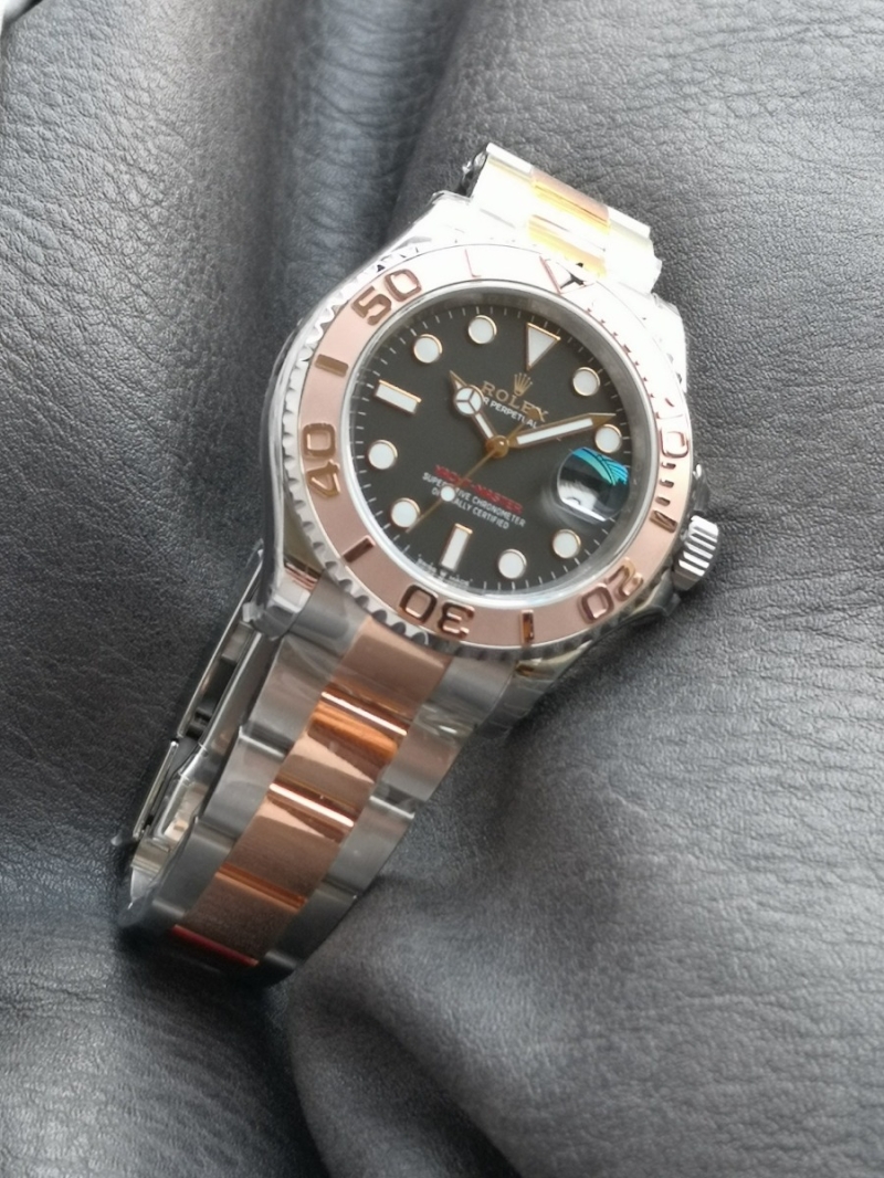 Rolex Yacht‑Master 40 in Oystersteel and Rose gold Watch M126621-0002
