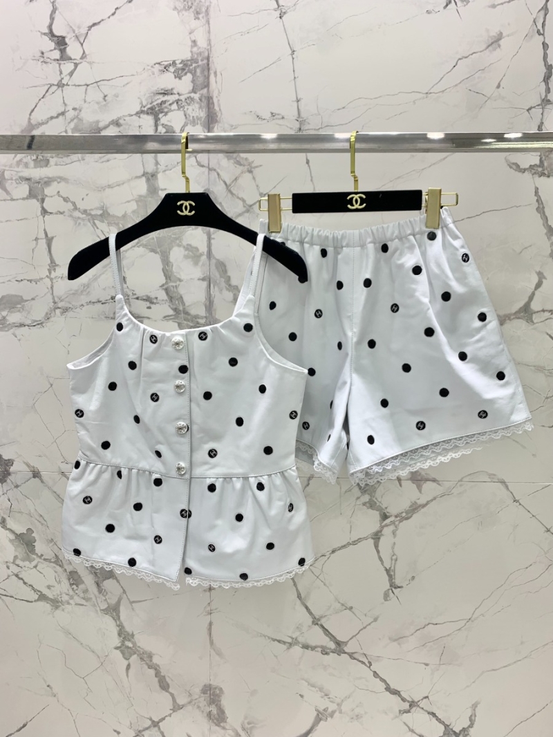 CHANEL 2023 New Collection - Polka Dot Logo Leather Shorts white