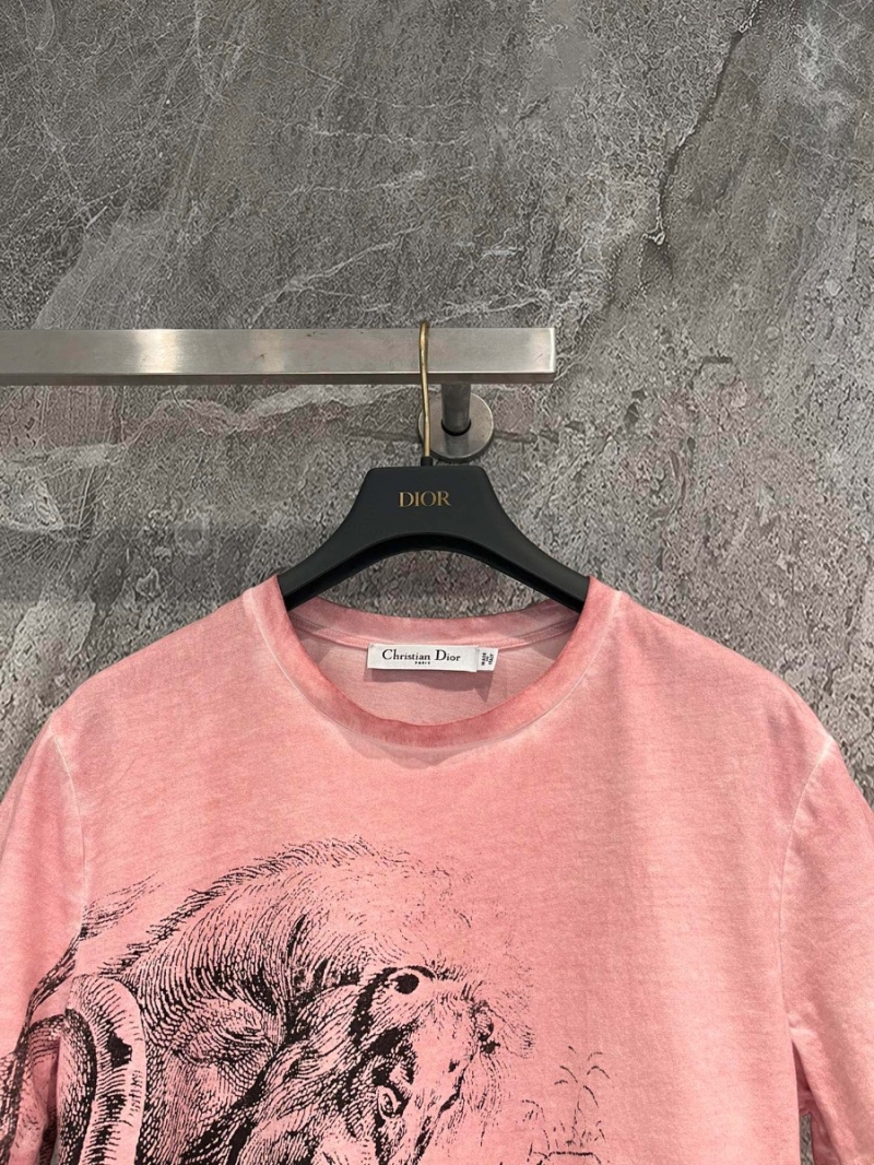 Dior Positioned Lion Graphic T-Shirt with Hand-Finished Distressing. Soft Cream