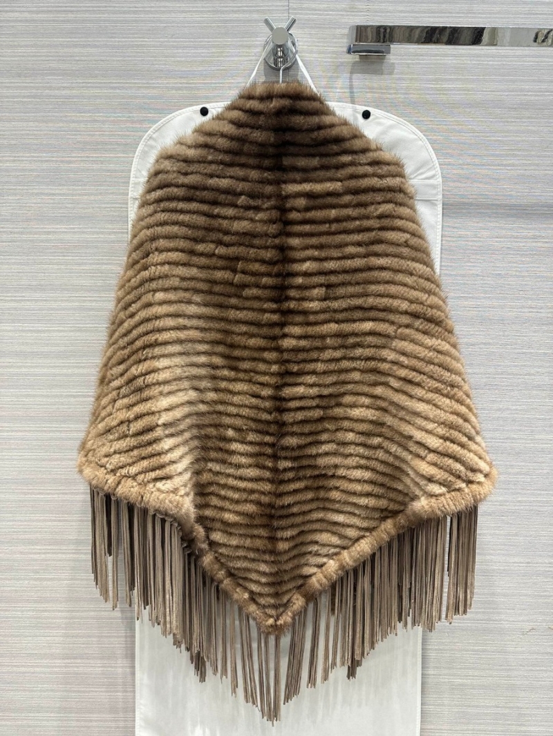 Maxmara Handcrafted Mink Tassel Cape