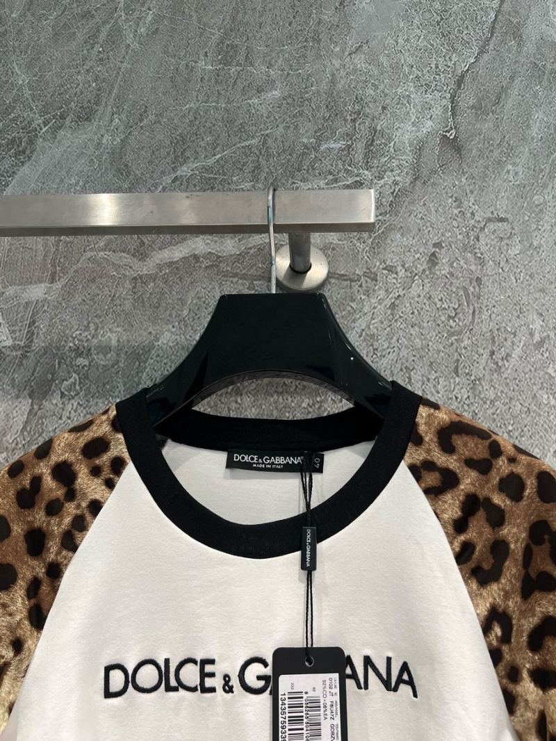 Dolce & Gabbana Leopard Print High-Waist T-Shirt