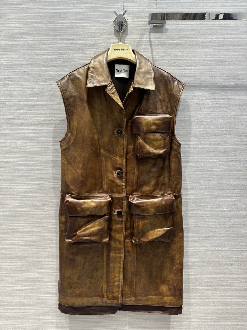 Miu Miu 2024 Fall/Winter Collection Oversized Long Leather Vest - Black