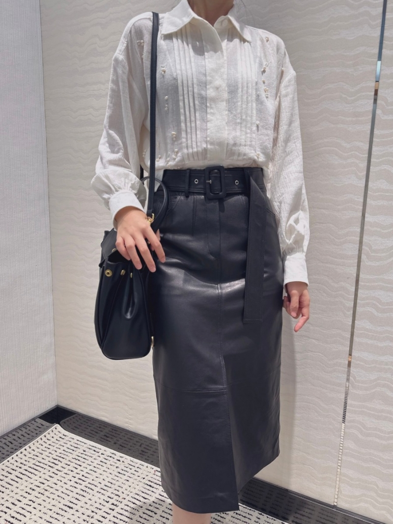 Saint Laurent YSL Exclusive Imported Lambskin High-Waisted Pencil Skirt. Black