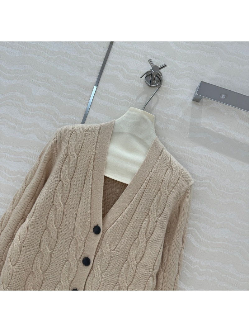 Loro Piana Cashmere Cable Knit Cardigan. Cream