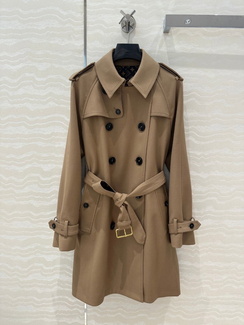 Louis Vuitton Oversized Trench Coat in Pigeon Beige