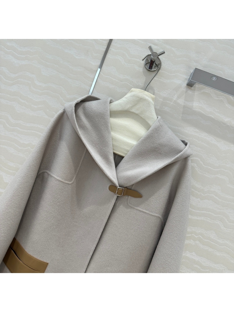 Hermès Fall/Winter Essential Hooded Cashmere Coat -Beige