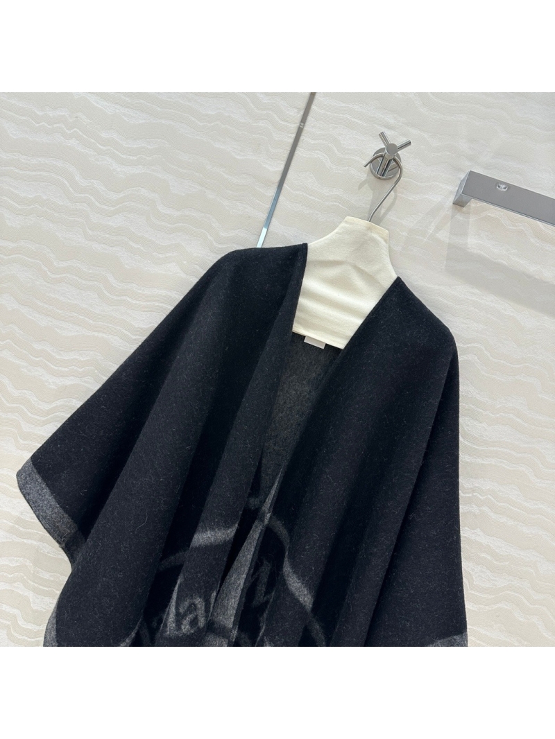 Max Mara Classic Wool Fringe Cape in Black