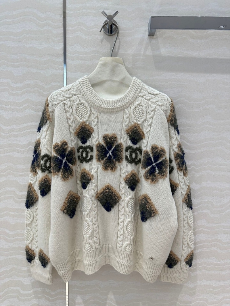 Chanel Coco 24N Coconeige Ski Collection Elegant Hooded Knit Sweater - White
