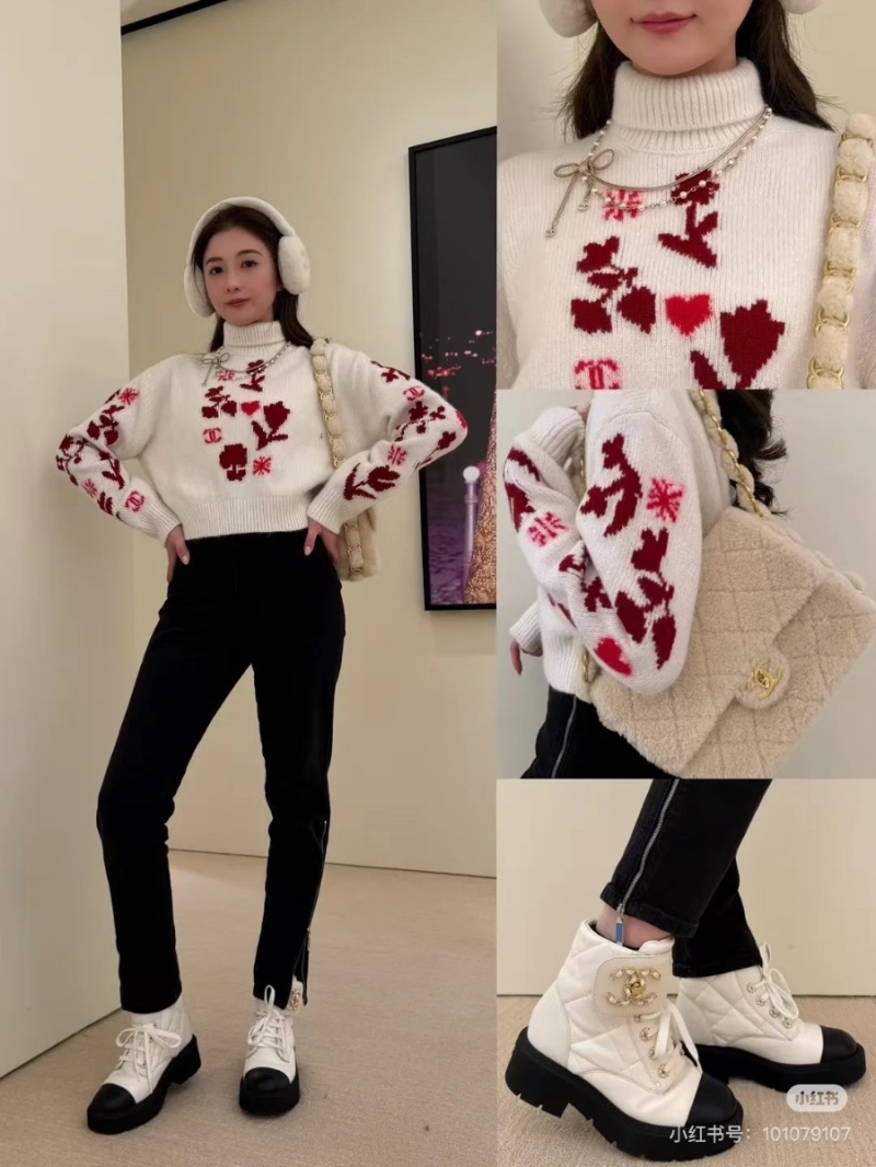 Chanel CC Coconeige Winter Collection Stylish Turtleneck Sweater – Cream with Red Floral Motif