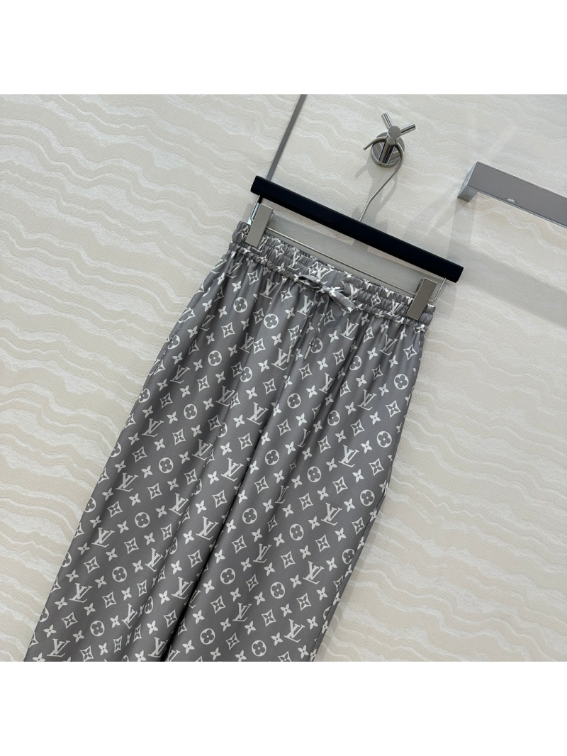 Louis Vuitton LV Monogram Collection Silk Pants - Sophisticated Monogram Print