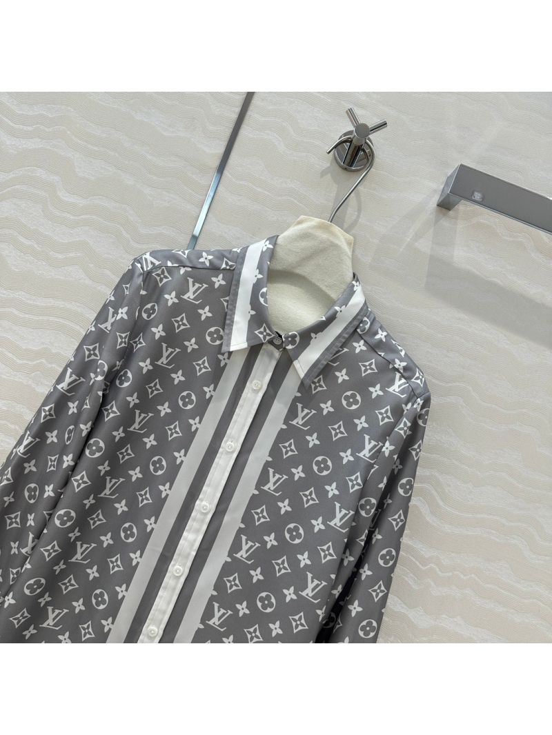 Louis Vuitton LV Monogram Collection Silk Shirt - Sophisticated Monogram Print