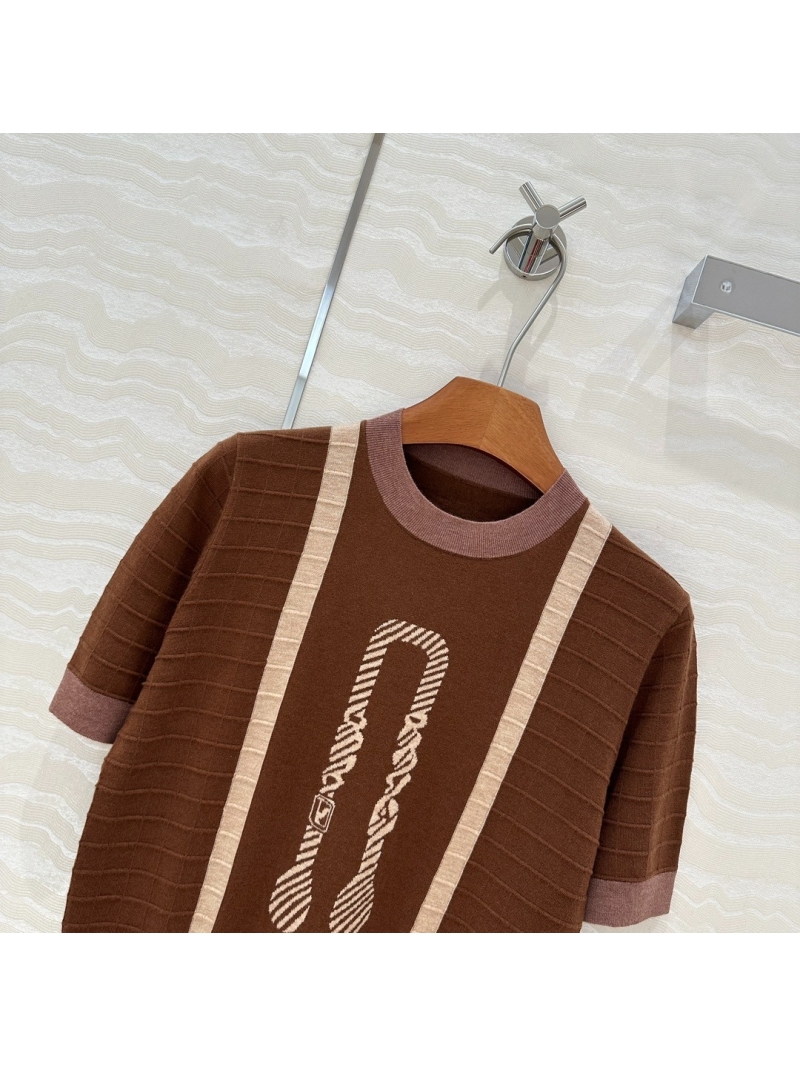 Hermès 25S Collection Elegant Knit Top Khaki