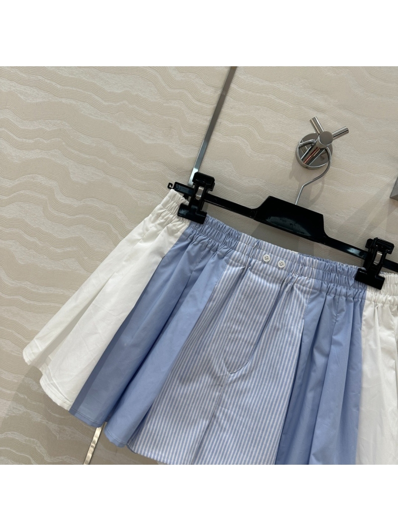 Alexander Wang Triad Chic Pleated Shorts in Blue-and-White