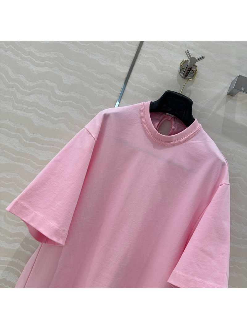 Givenchy Long-Term Minimalist Chic Cotton T-Shirt in Soft Pink