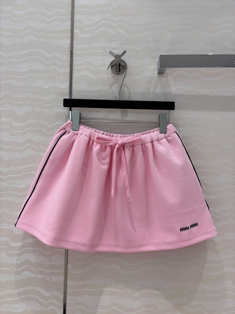 Miu Miu Retro Chic Two-Piece Skirt Set Pink