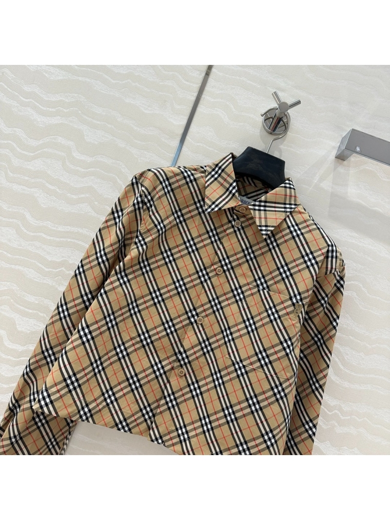 Burberry Vintage Preppy Plaid Shirt Beige with Thin Red