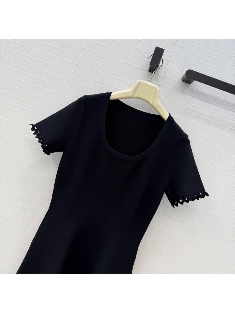 Ala&iuml;a Artisan Custom Yarn Hollow-Out Geometric Knit A-Line Mini Dress