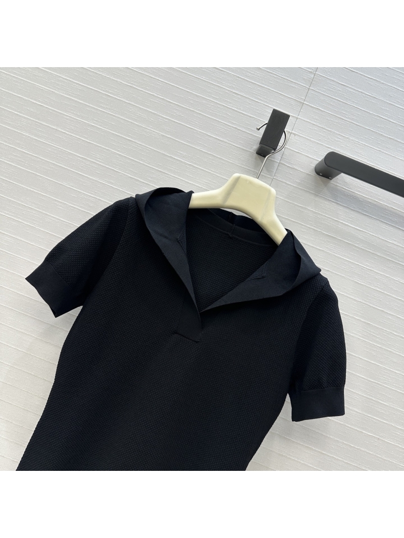 Alaïa Custom Honeycomb Knit Hooded Short-Sleeve Top in Black