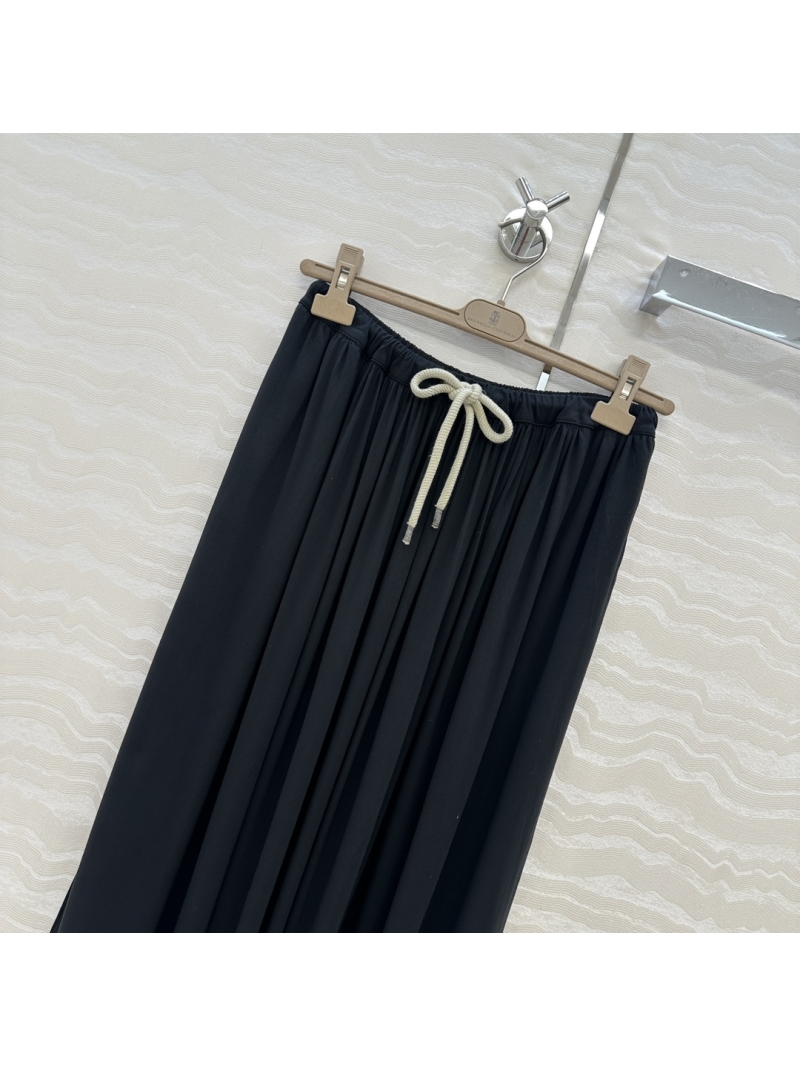 Brunello Cucinelli Luxe Cotton-Blend Long Skirt - Elegant Old Money Style