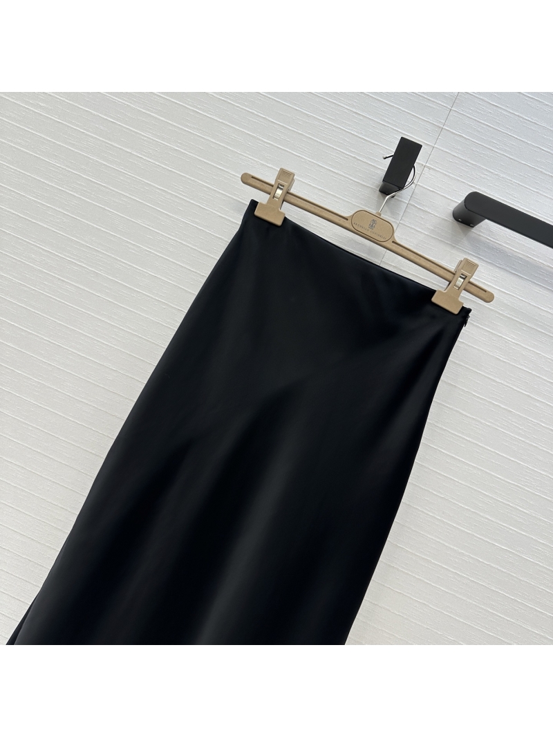 Brunello Cucinelli Minimalist Long Skirt in Black – High-Waisted Flowing Silk A-Line Skirt with Slit