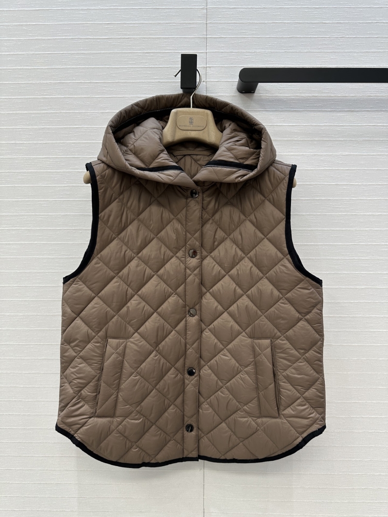 Brunello Cucinelli Diamond Quilted Hooded Vest in Caramel – Exclusive Luxe Outerwear