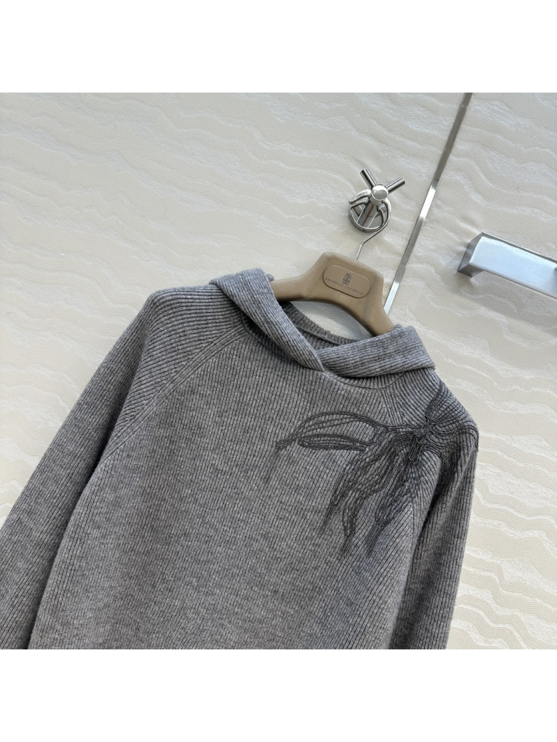 Brunello Cucinelli Cropped Hoodie with Copper Chain Embroidery in Imported Wool – Elegant and Slimming