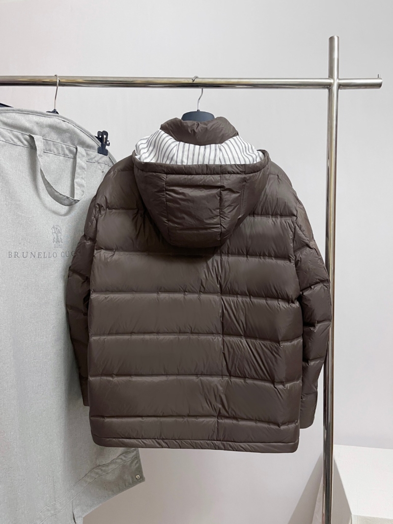 Brunello Cucinelli Hooded Puffer Jacket in Chestnut Brown | Featherlight 90% Goose Down | Water-Resistant Luxury Quilted Coat
