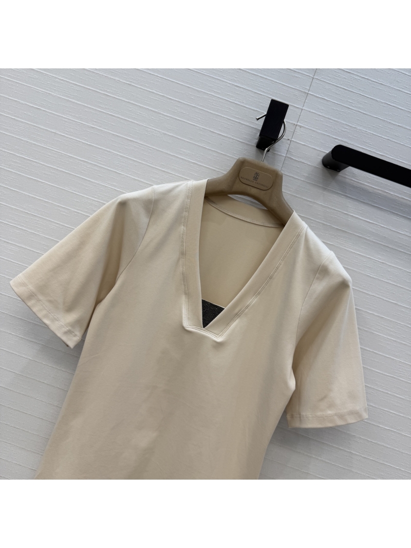 Brunello Cucinelli Signature Monili Copper Chain Embroidered V-Neck Slim-Fit Top in Cream