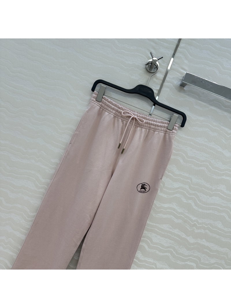 Burberry Casual Pants with Embroidered Warhorse in Pink - Luxe Cotton & Stylish Design