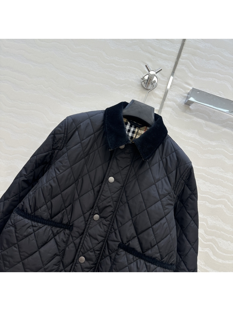 Burberry Short Quilted Jacket with Corduroy Collar in Black - Vintage Check Lining