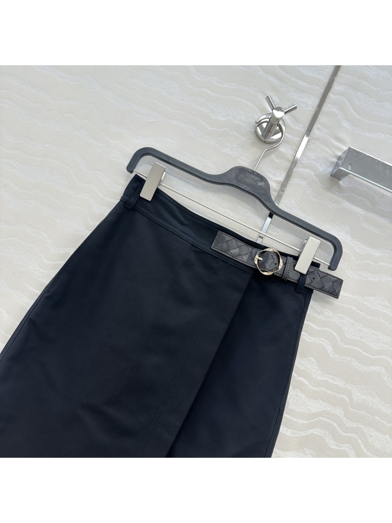 Bottega Veneta Black Pencil Skirt | 100% Lamb Leather | Hand-Woven Belt | Gold Buckle