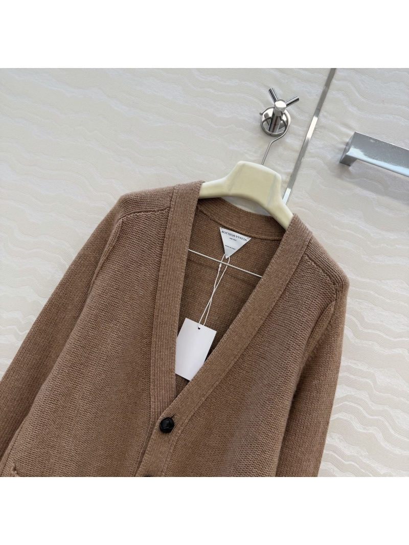 Bottega Veneta-Inspired Opulent 100% Imported Wool V-Neck Cardigan in Classic Camel