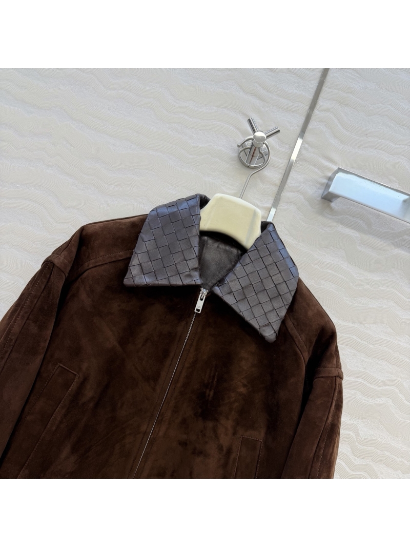 Bottega Veneta Sumptuous 100% Suede Lambskin Jacket with Artisan Woven Leather Collar in Chocolate Brown