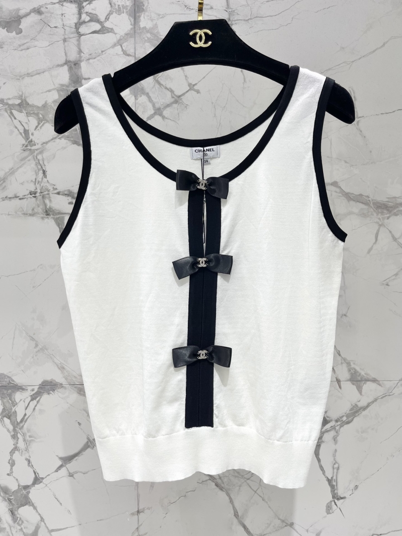 Chanel Luxe Double C Button Bow-Knot Knit Vest in White