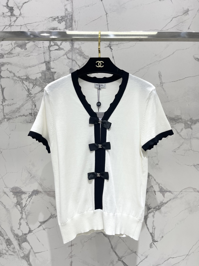 CHANEL Bow-Embellished Color-Block V-Neck Knit Cardigan in White