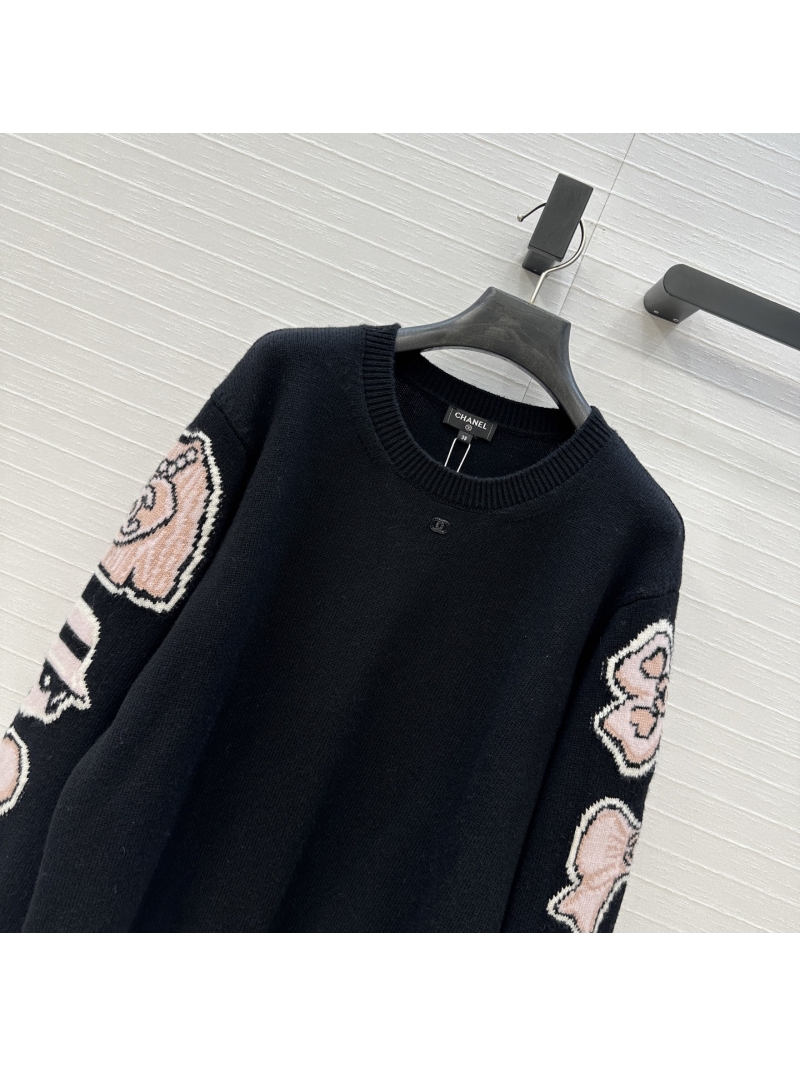 Chanel Exclusive Jennie-Inspired V-Neck Cartoon Print Cardigan in Black & Pink