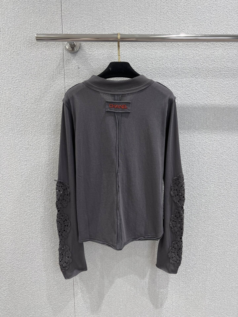 Chanel Early Fall Long-Sleeve Lace Crochet Tee in Dark Gray