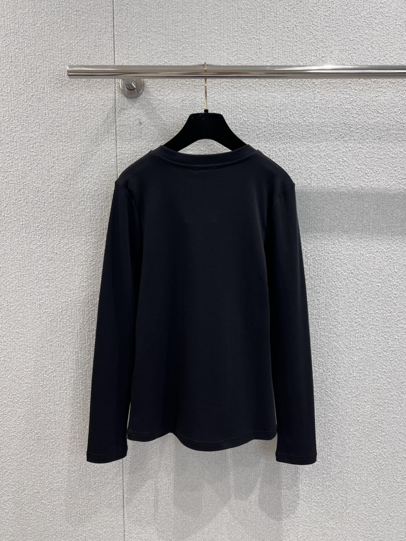 Chanel Black Long-Sleeved T-Shirt with Embroidered CC Logo – Luxe Essential for Effortless Style
