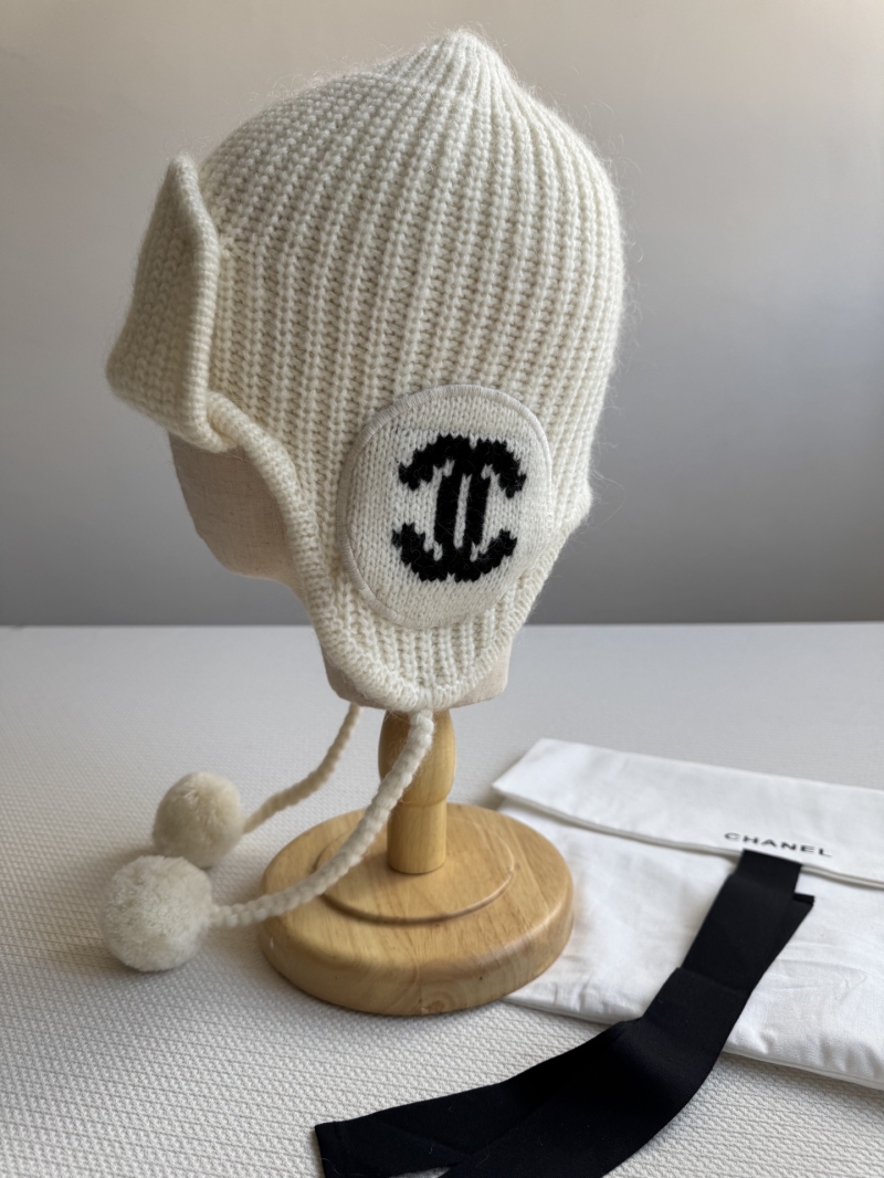 Chanel Women's Cashmere Logo Beanie Hat, White & Black, Exquisite Ribbed Knit with Signature CC Logo, Luxe Winter Accessory
