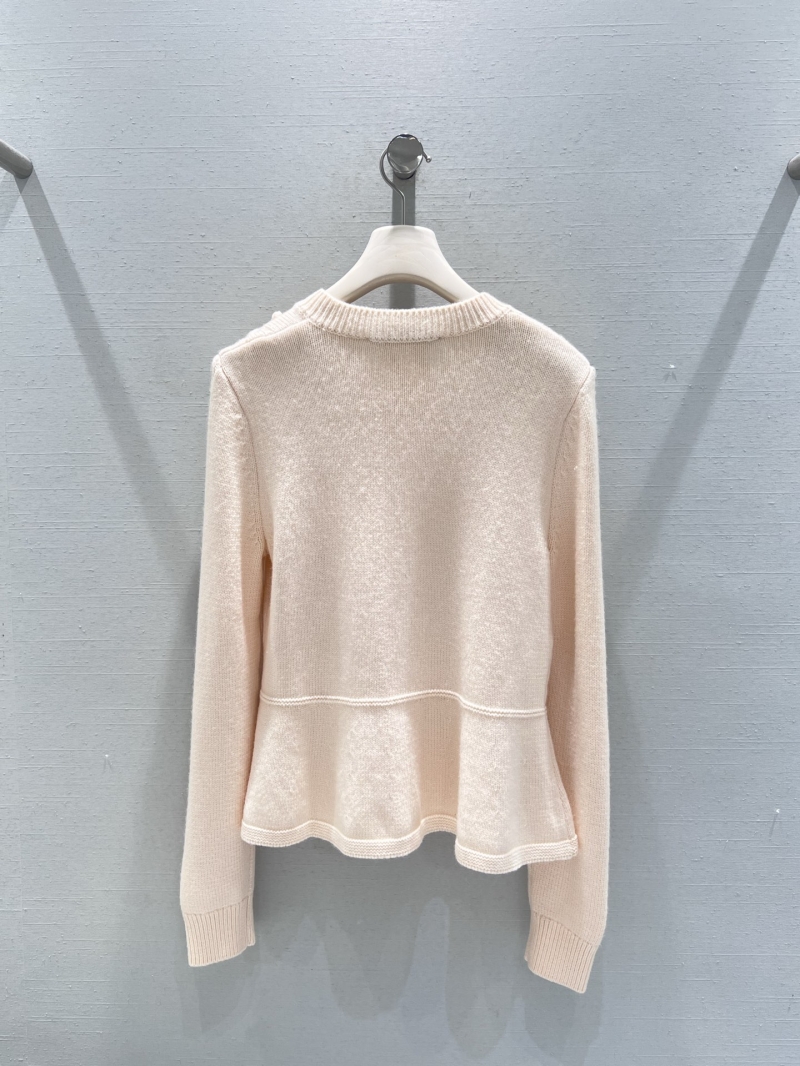 CHANEL Women's Wool Knit Cardigan with Hand-Embroidered Floral Motifs and Pearl Buttons, Soft Beige, Artisan Couture-Inspired Design