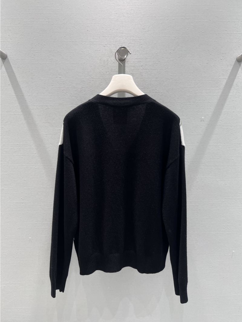 Chanel Women's Cardigan // Exquisite Hand-Embroidered Floral V-Neck Knit in Black & Ivory, Couture-Inspired Geometry, Signature CC Buttons