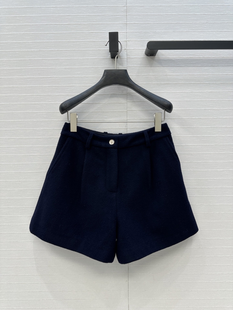 Chanel 100% Wool Navy Short Pants | Elegant Pleated Design & Camellia Jacquard Lining