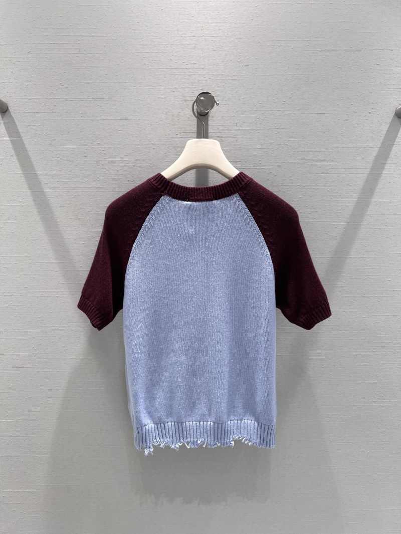 Chanel 2026SS Contrast Raglan Sleeve Knit Top in Powder Blue and Burgundy