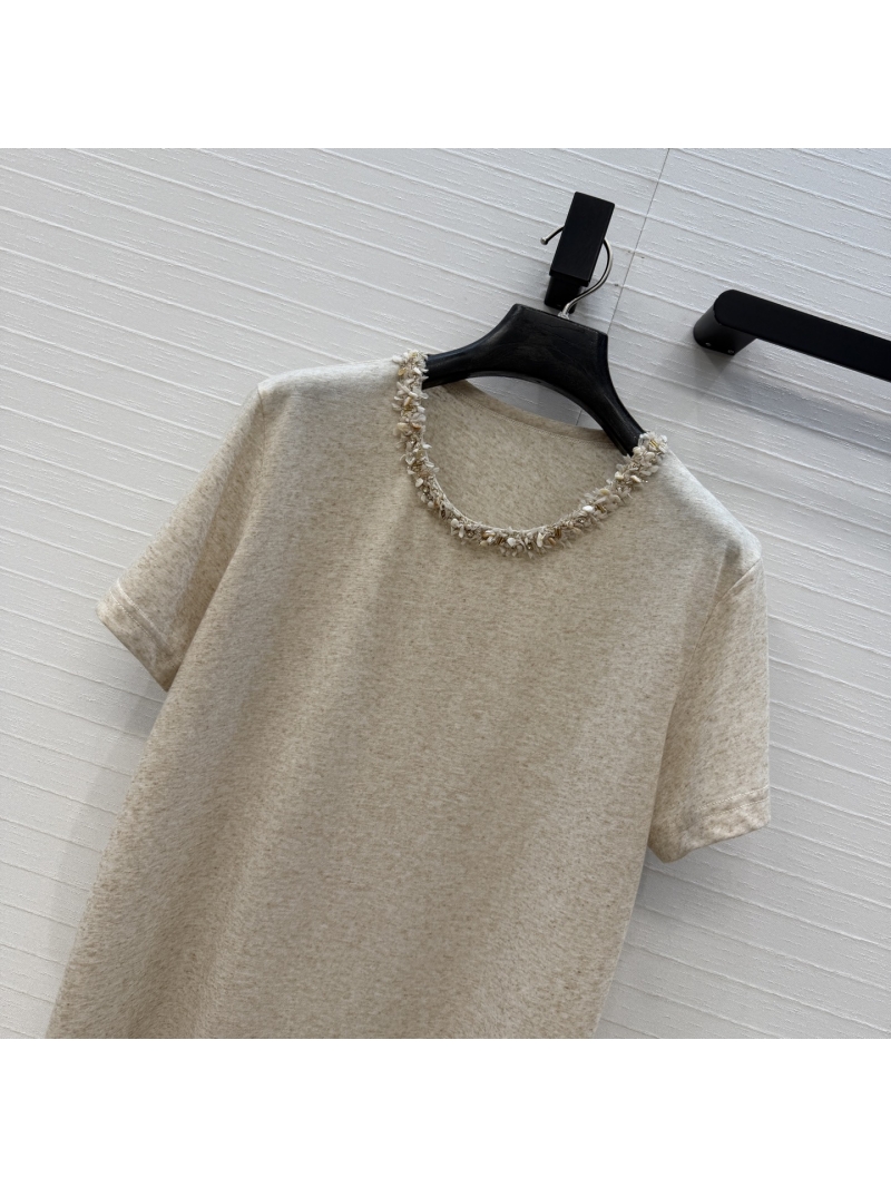 Chanel Artisan Linen-Blend T-Shirt with Exquisite Shell-Trimmed Neck and Signature Double-C Detail
