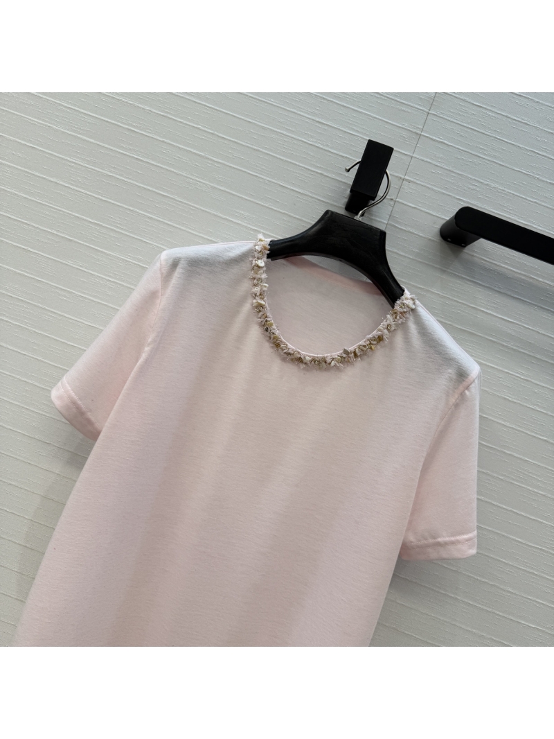 Chanel Signature Handcrafted Shell-Trim Linen-Cotton T-Shirt in Soft Pink