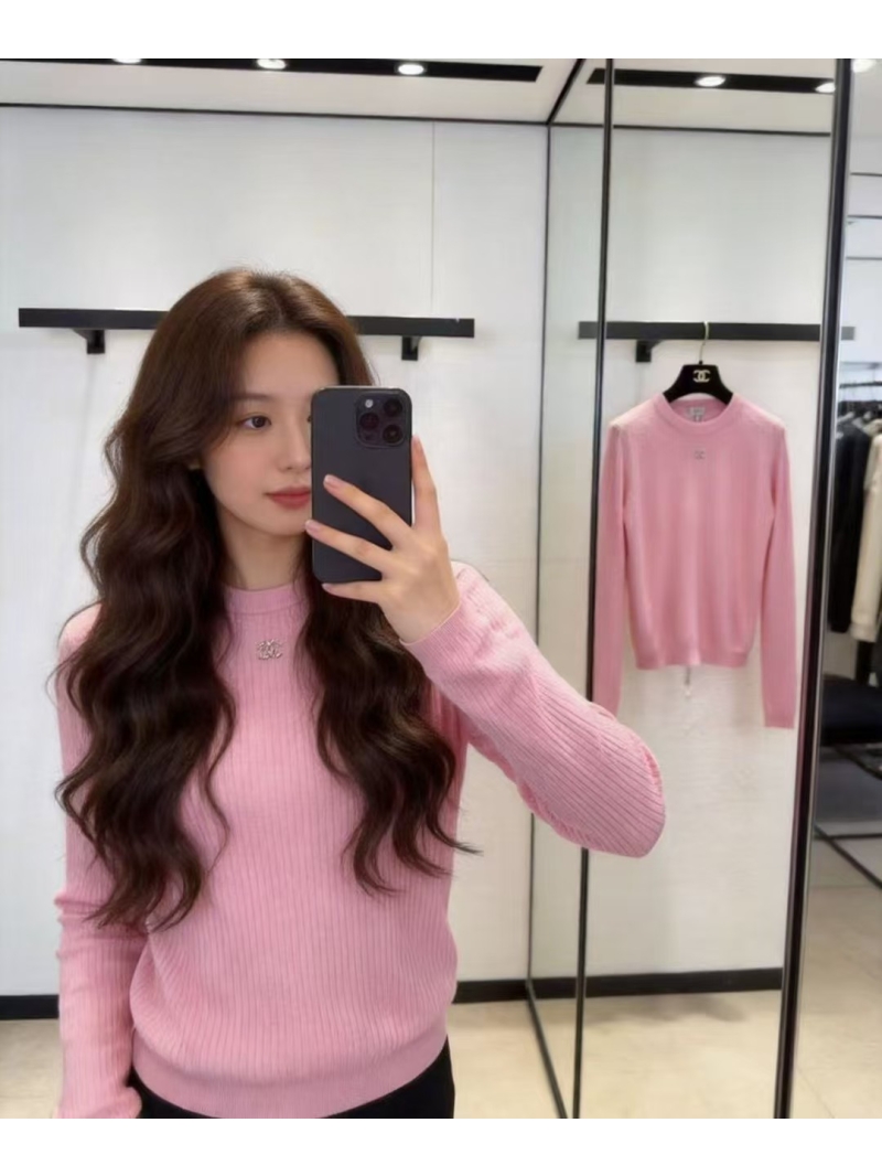 Chanel Signature CC Logo Textured Knit Crew Neck Sweater in White, Pink, and Black